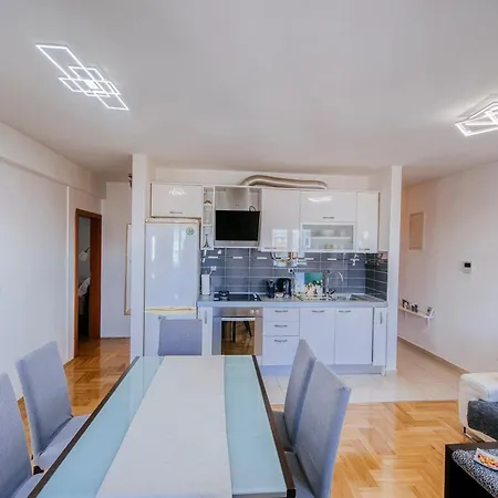 Apartment Vista *